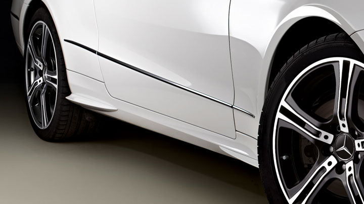 Mercedes Benz coupe Side