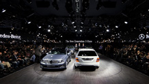 Mercedes Benz 2011 Detroit Auto Show 19 thumb