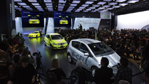 Mercedes Benz 2011 Detroit Auto Show 33 thumb