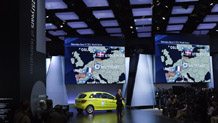 Mercedes Benz 2011 Detroit Auto Show 40 thumb