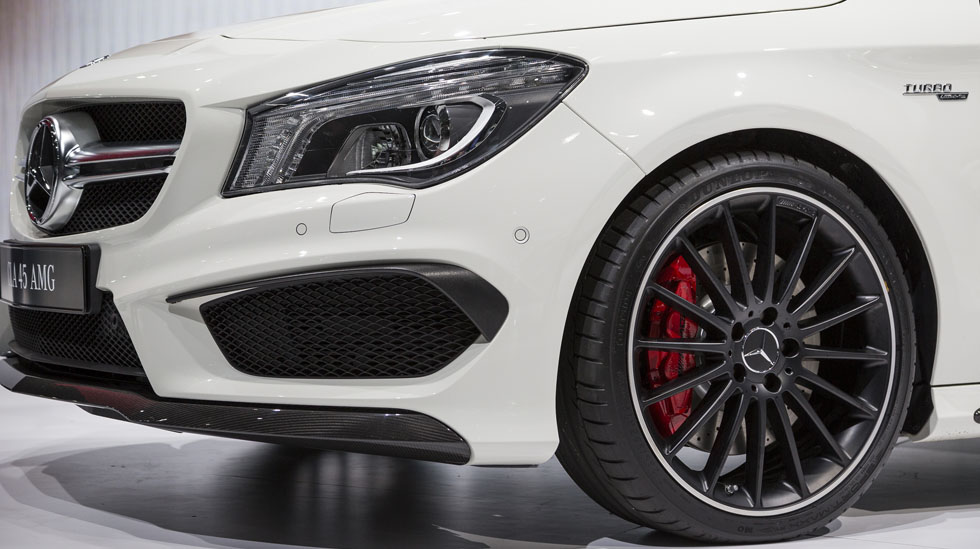 Mercedes Benz NYIAS 360 OVERLAY