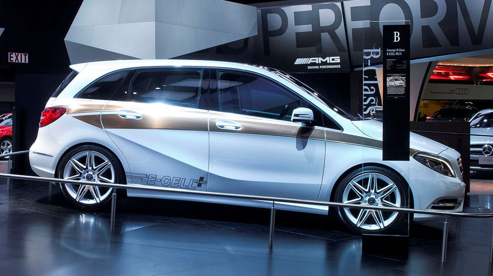 Mercedes Benz Detroit Auto Show Gallery 003 GO