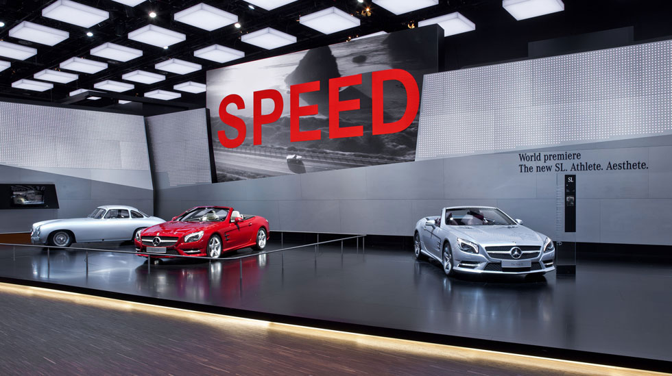 Mercedes Benz Detroit Auto Show Gallery 004 GO