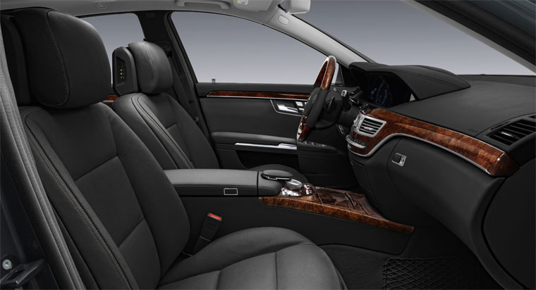 Mercedes Benz 11 S550 Black