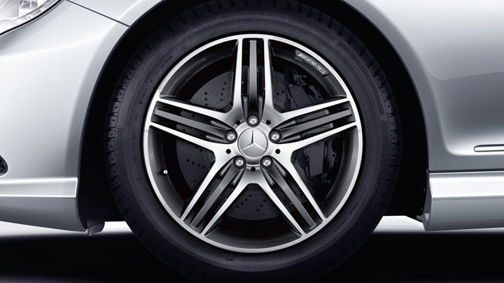 19-inch AMG triple-spoke wheels with all-season tires