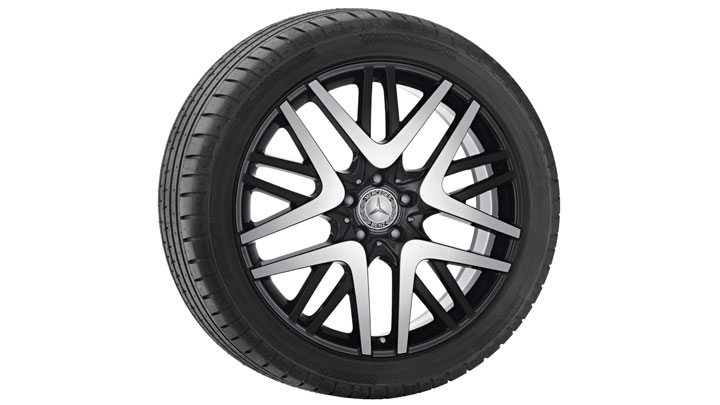 20-inch Two Tone Multi-spoke wheels