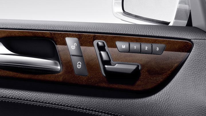 10-way power front seats with memory