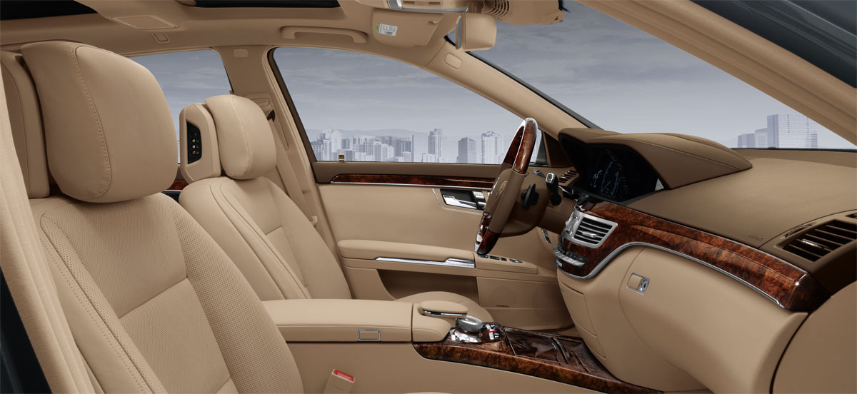 2013-S-Class-S550-Sedan-214-731.jpg
