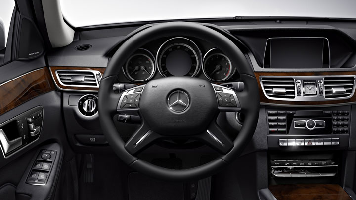 Heated steering wheel