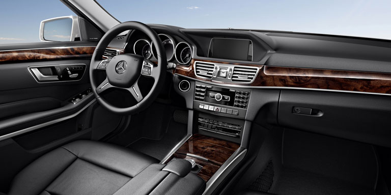 2014-E-CLASS-E250BT-E350-SEDAN-LUXURY-MBTEX-111-H14-01.jpg