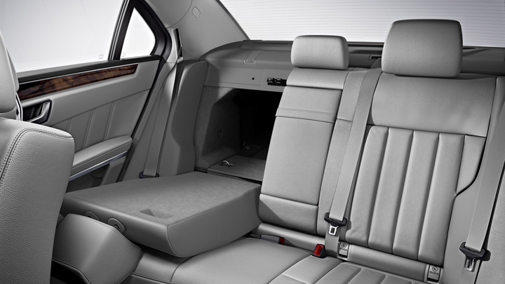 Split-folding rear seats