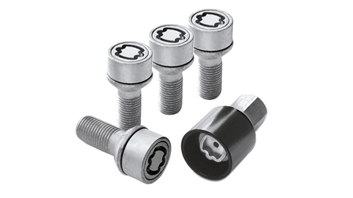 Mercedes e class wheel locks #2