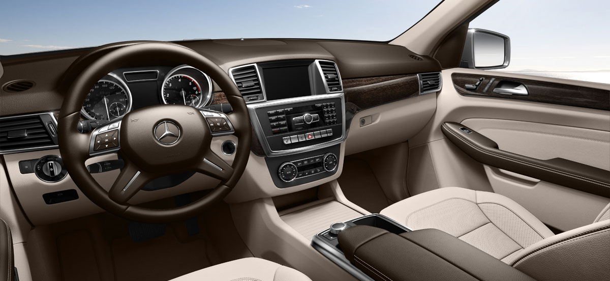 2014-M-CLASS-ML350-BLUETEC-SUV-MBTEX-105-734-01.jpg