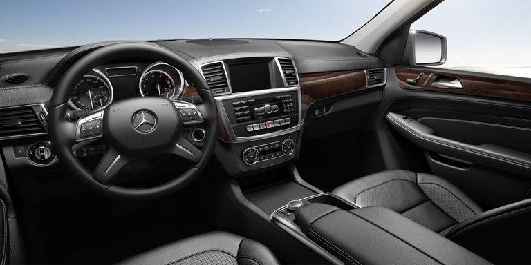 2014-M-CLASS-ML550-SUV-MBTEX-101-731-01.jpg