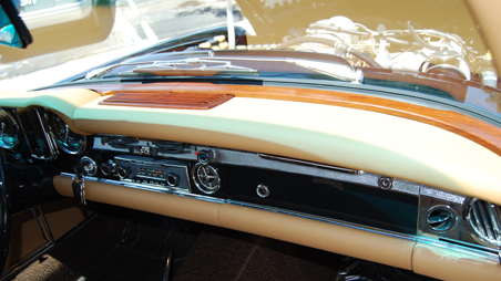 Mercedes Benz dash after highres