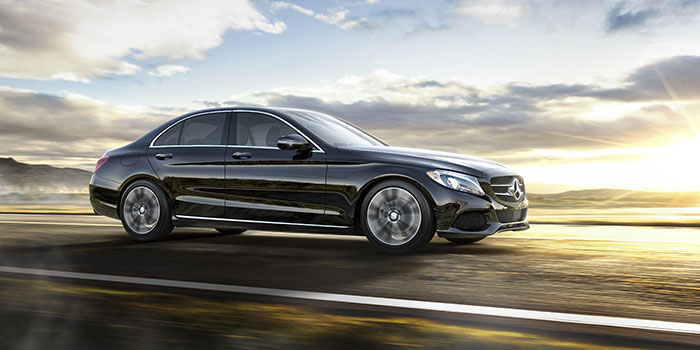 2015-C300-SEDAN-SPECIAL-OFFER-700x350.jpg
