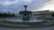 StuttgartWalking02_225x127.jpg