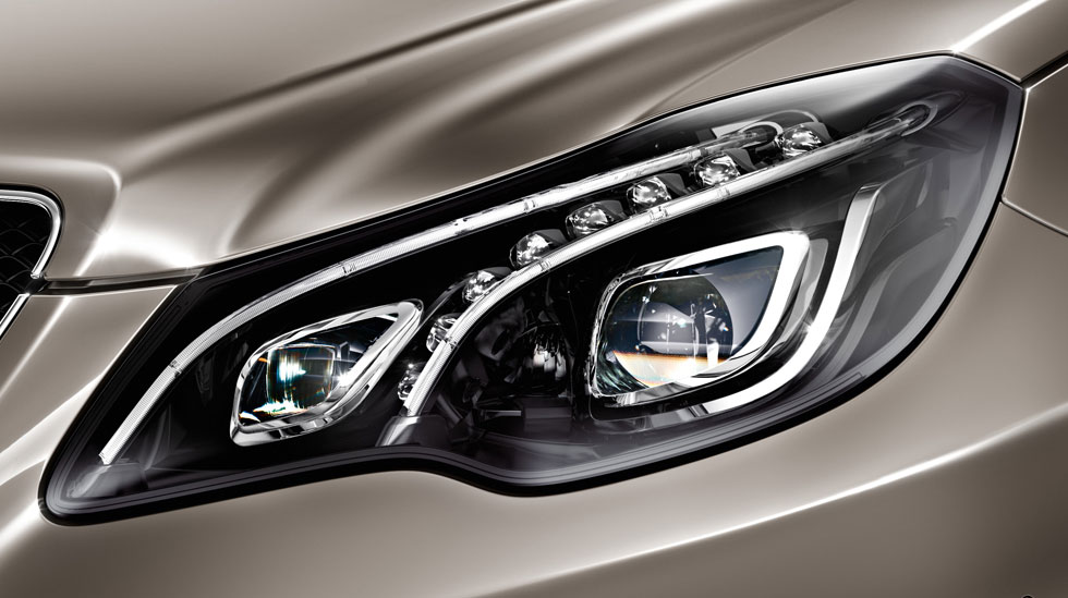 2014-E-Class-Cabriolet-FutureModel-Exterior-04.jpg