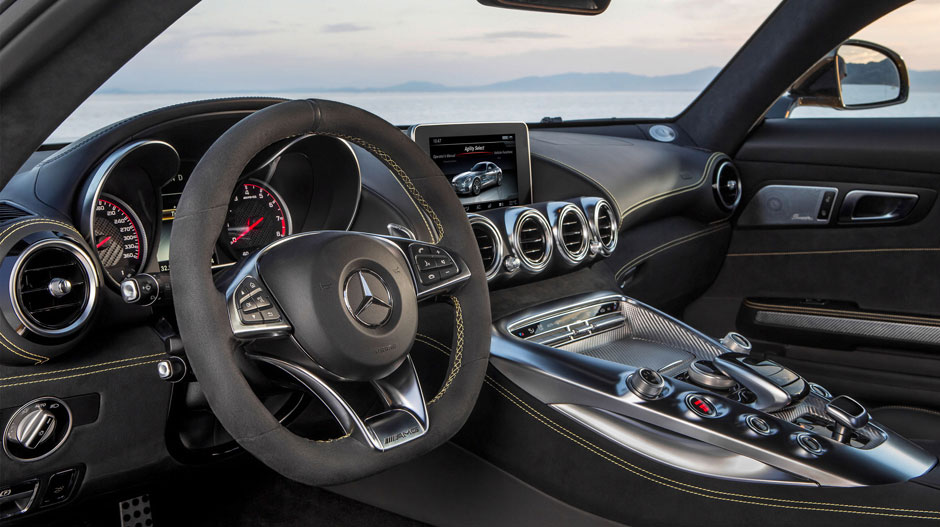 2015-AMG_GT-FUTURE-GALLERY-006-GOI-D.jpg