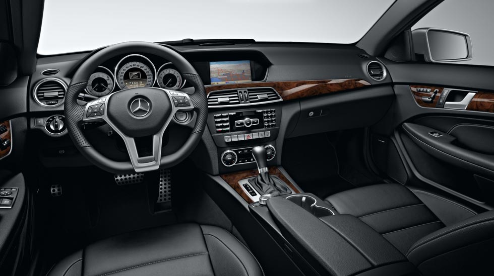 Interior Comparisons New 3er Vs A4 Vs C350 Bmw 3 Series