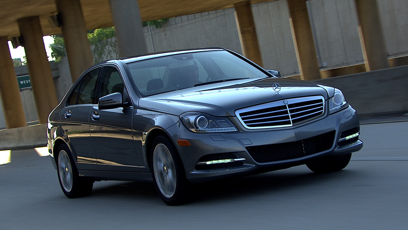 C300 4MATIC Luxury Sedan in Sapphire Grey