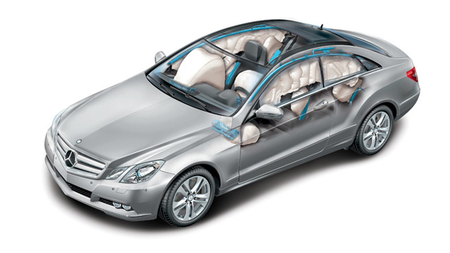 2012-E-Class-E350-E550-Coupe-022_CF.jpg