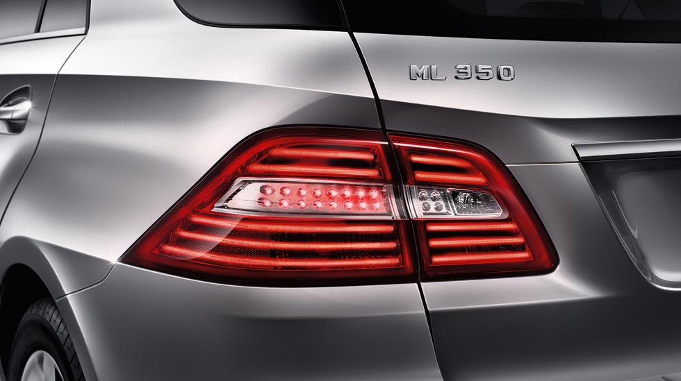 Mercedes Benz 2012 M Class SUV Gallery 020 GOF