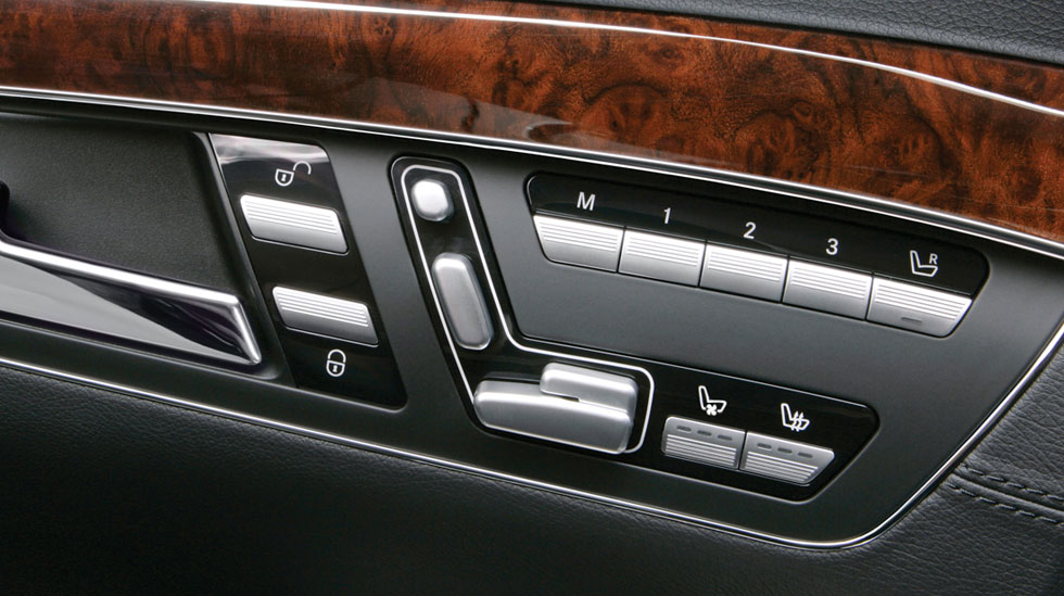 Mercedes Benz 2012 S Class Sedan Gallery 016 GOF
