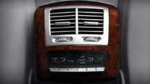 S-Class 4-zone climate control