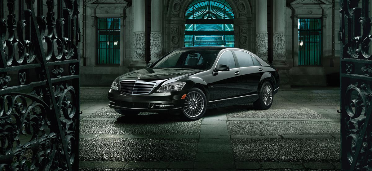 Mercedes-Benz S600 in Black