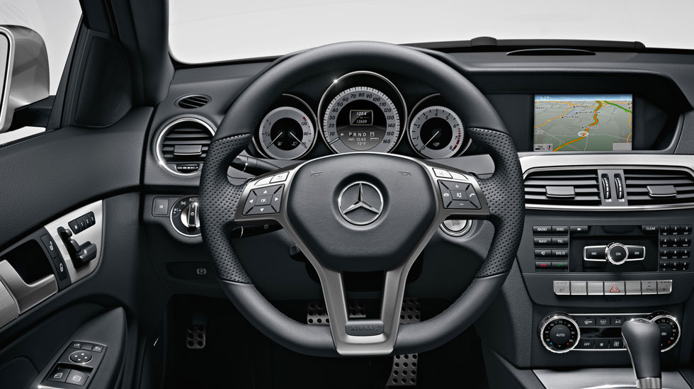 Mercedes Benz 2013 C Class Coupe Gallery 009 GOI