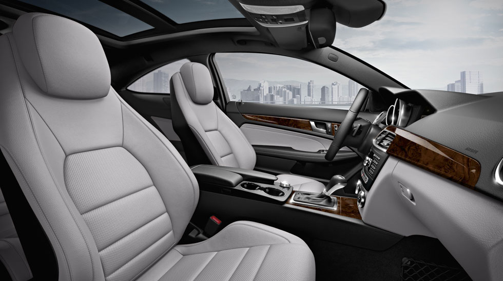 Mercedes Benz 2013 C Class Coupe Gallery 020 GOI