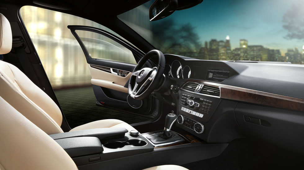 Mercedes Benz 2013 C Class Sedan Gallery 012 GOI
