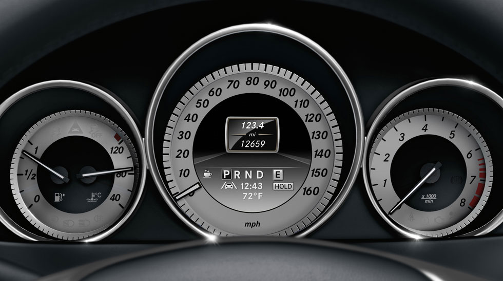 Mercedes Benz 2013 C Class Sedan Gallery 014 GOI