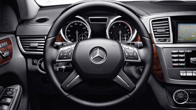 2013-GL-Class-SUV-020_CF.jpg