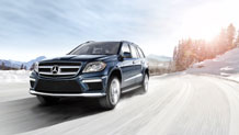4MATIC in Lunar Blue with standard Bi-Xenon headlamps