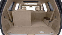 4MATIC in Almond/Mocha with power-folding 3rd row
