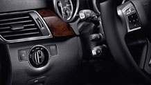 4MATIC with optional heated steering wheel