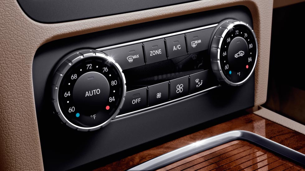 Mercedes Benz 2013 GLK Class SUV Gallery 014 GOI