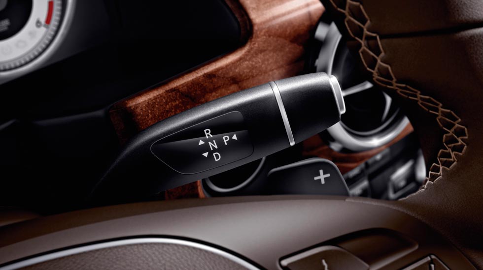 Mercedes Benz 2013 GLK Class SUV Gallery 015 GOI