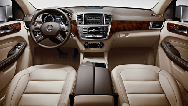 2013-M-Class-ML550-053_CF.jpg