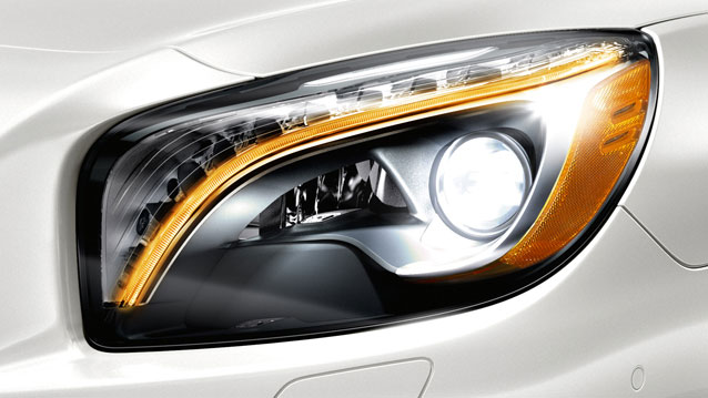 2013-SL-Class-SL550-Coupe-029-CF.jpg