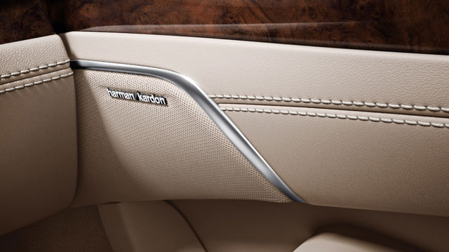 2013-SL-Class-SL550-Coupe-077_CF.jpg