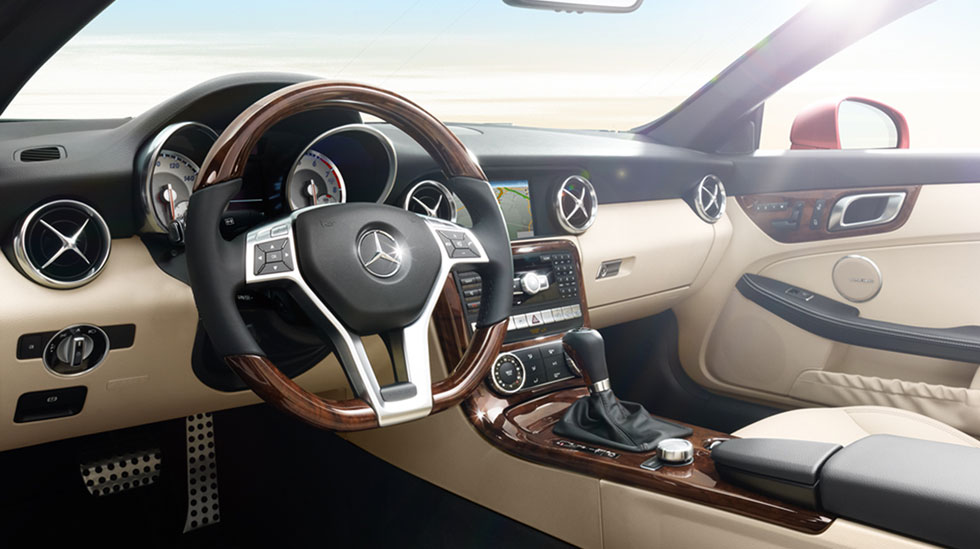 Mercedes Benz 2013 SLK Class Roadster Gallery 009 GOI