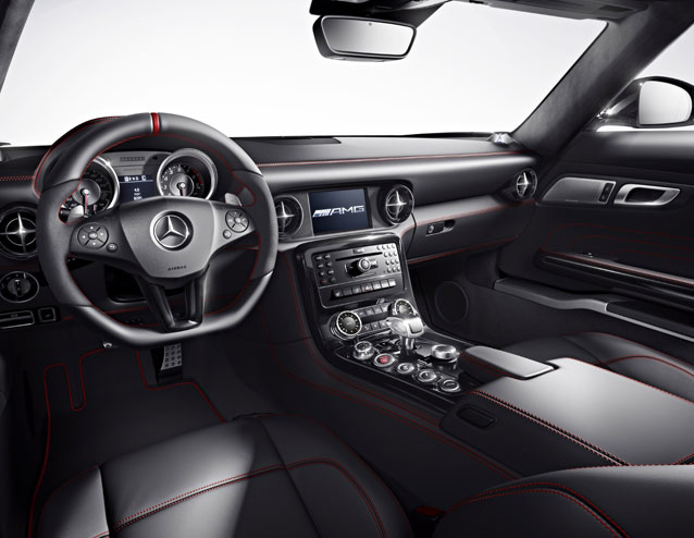 2013-SLS-GT-AMG-Coupe-038_CF.jpg