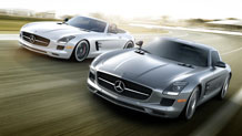 in designo Alanite Grey and in designo Mystic White II