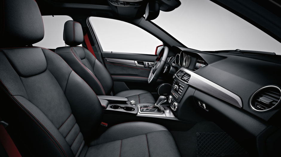Mercedes Benz 2014 C CLASS SEDAN GALLERY 025 GOI D