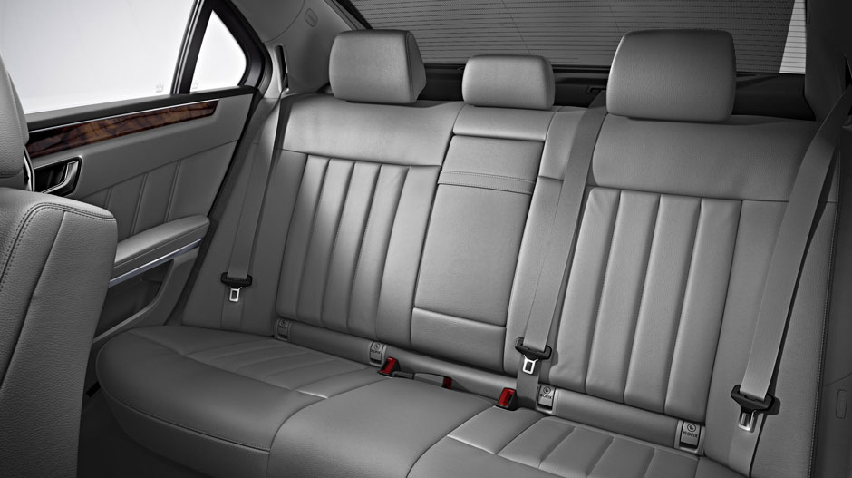 Mercedes Benz 2014 E CLASS SEDAN GALLERY 015 GOI D