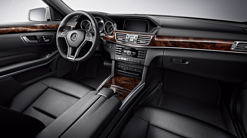 Mercedes Benz 2014 E CLASS WAGON GALLERY 011 GOI D