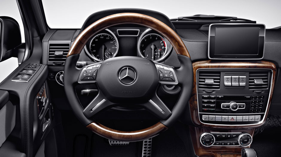 Mercedes Benz 2014 G CLASS SUV GALLERY 016 GOI D